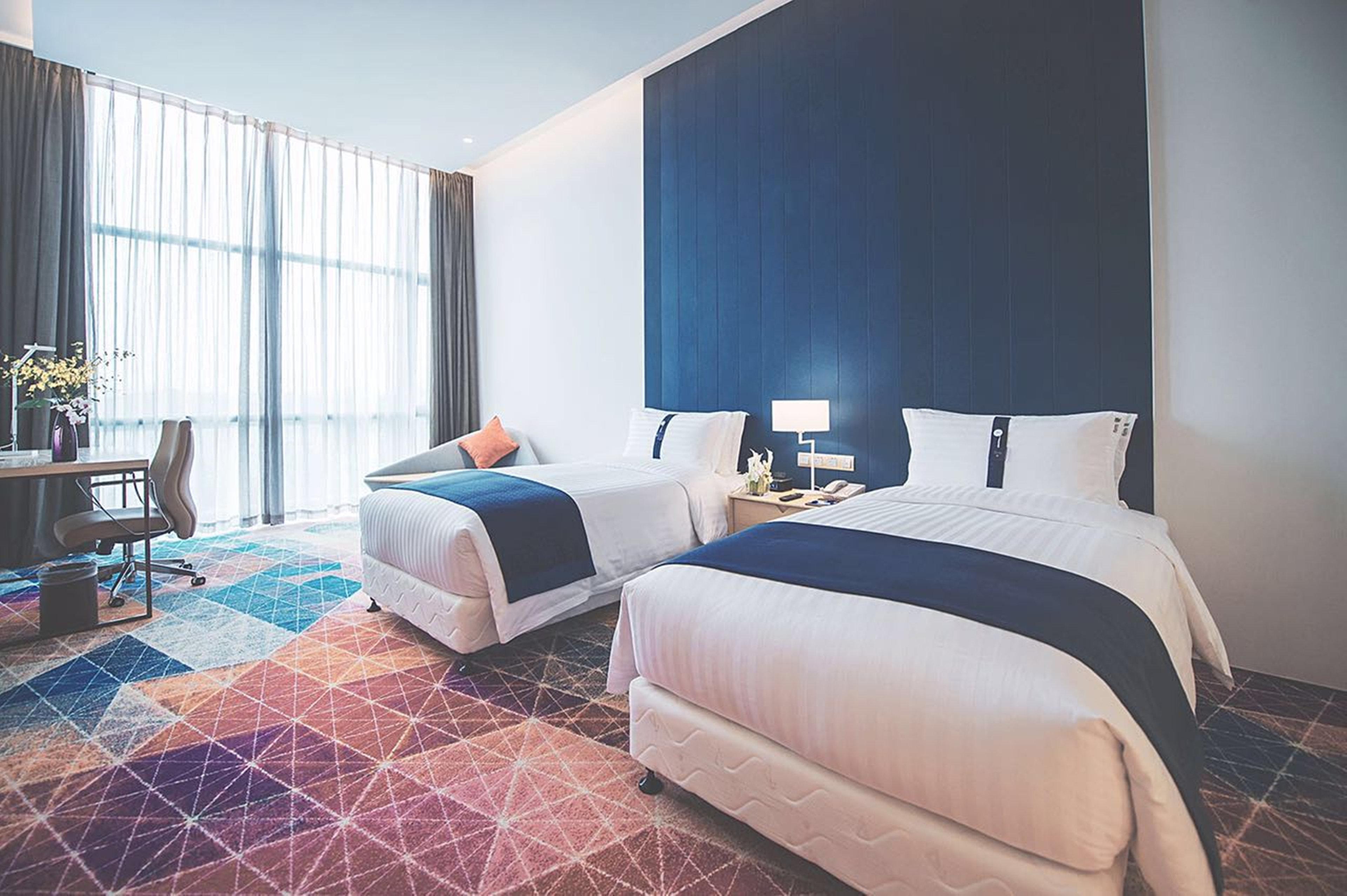 Holiday Inn Express Shanghai Songjiang Fangta By Ihg Экстерьер фото